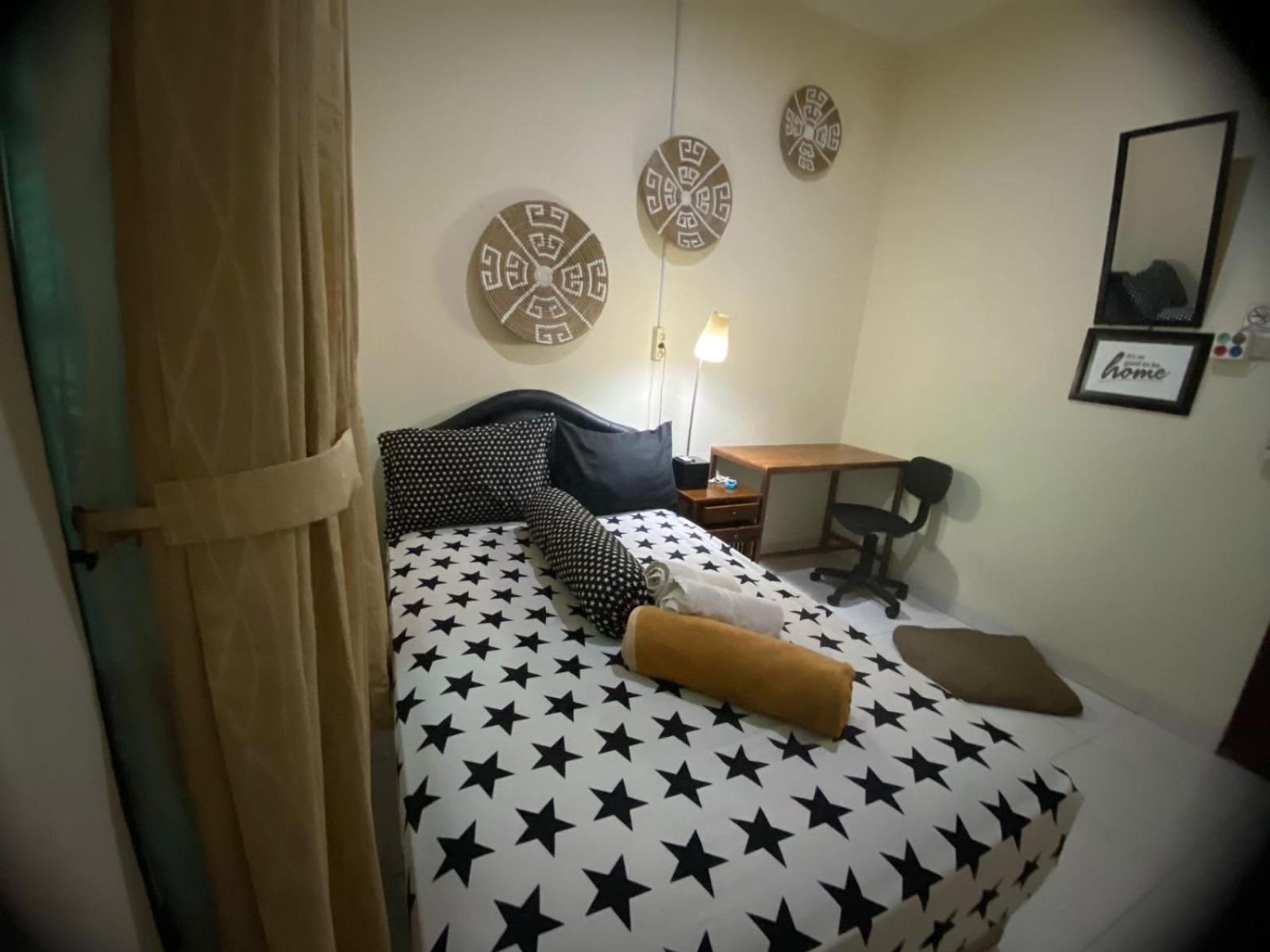 Coliving Jogja Sweet Home Kost Lengkap Di Jogjakarta Room photo